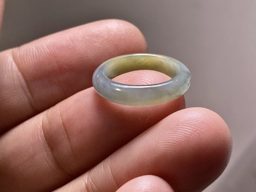 L18-133 氷種 薄ラベンダー・ブルー 3.0号 A貨本翡翠 くりぬきリング