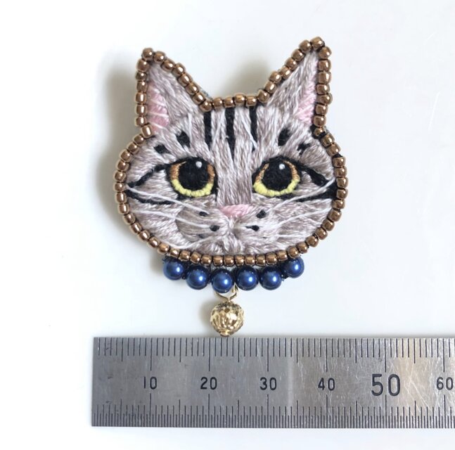 キジトラ】手刺繍ブローチ 2way仕様(バッグチャームオプションあり) 猫