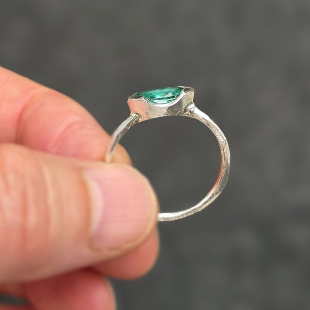 エメラルド 0.53ct マーキスカット シルバーSV925リング | iichi 日々