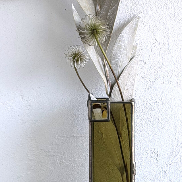 四角パーツの小さな花器・シリンダー付き・オリーブ | iichi 日々の