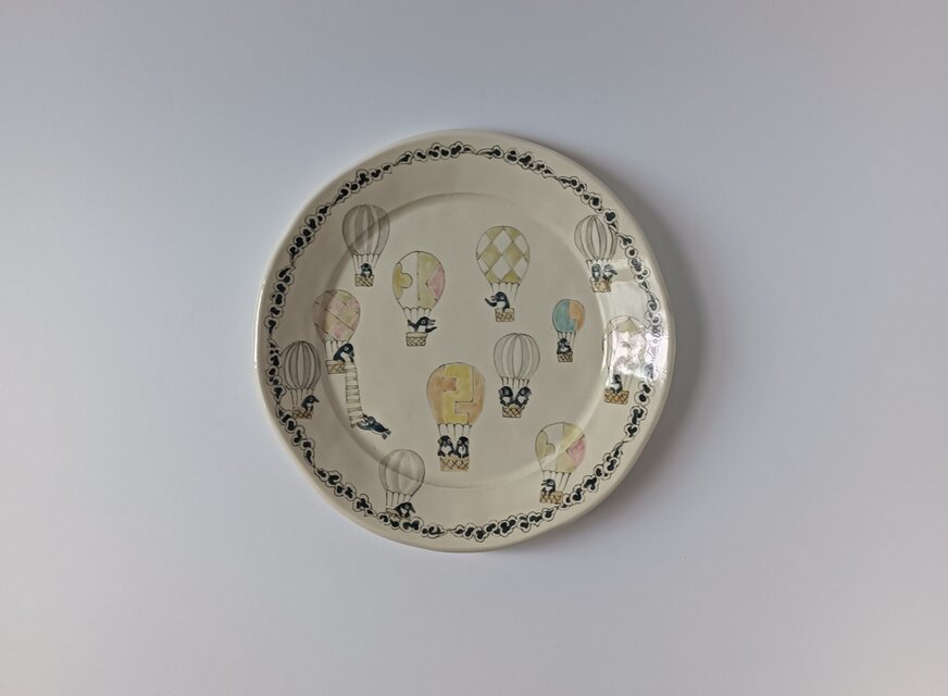 7寸皿 気球ペンギン | iichi 日々の暮らしを心地よくするハンドメイド