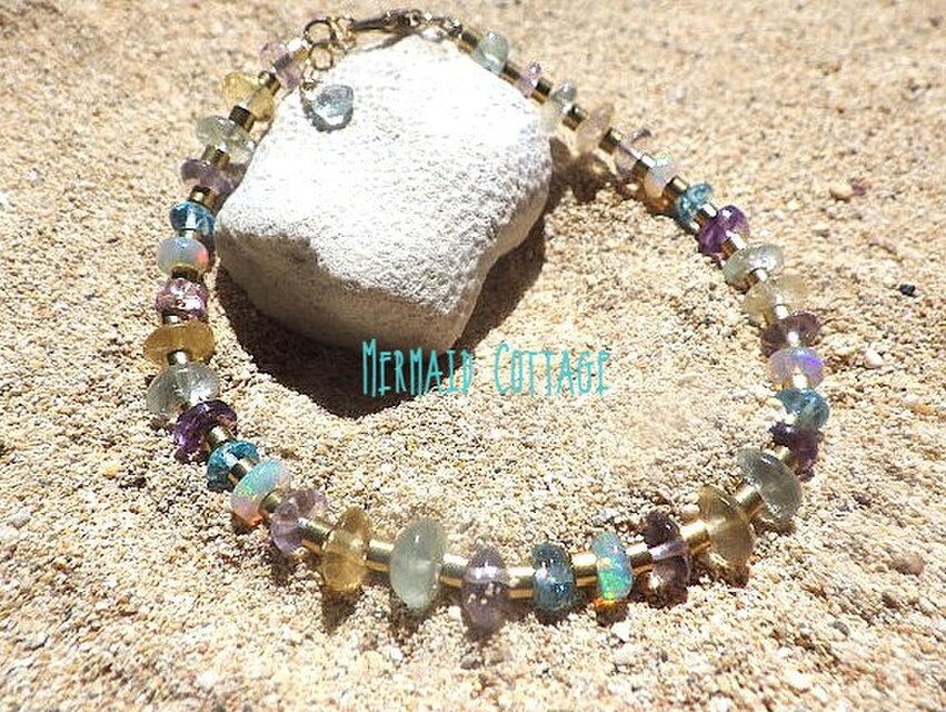 14kgf Mermaid's Treasure Multi-Gemstone 遊色オパールのマルチカラー