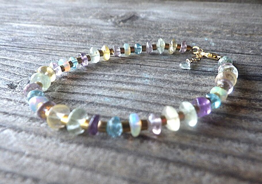 14kgf Mermaid's Treasure Multi-Gemstone 遊色オパールのマルチカラー