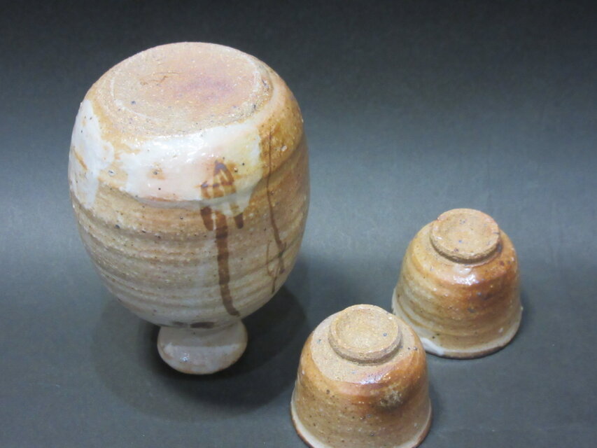 絵唐津酒器セット（梅） | iichi 日々の暮らしを心地よくする