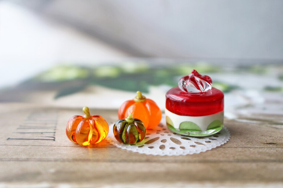 かぼちゃ畑のケーキパーティー】～ガラスのミニチュア洋菓子店