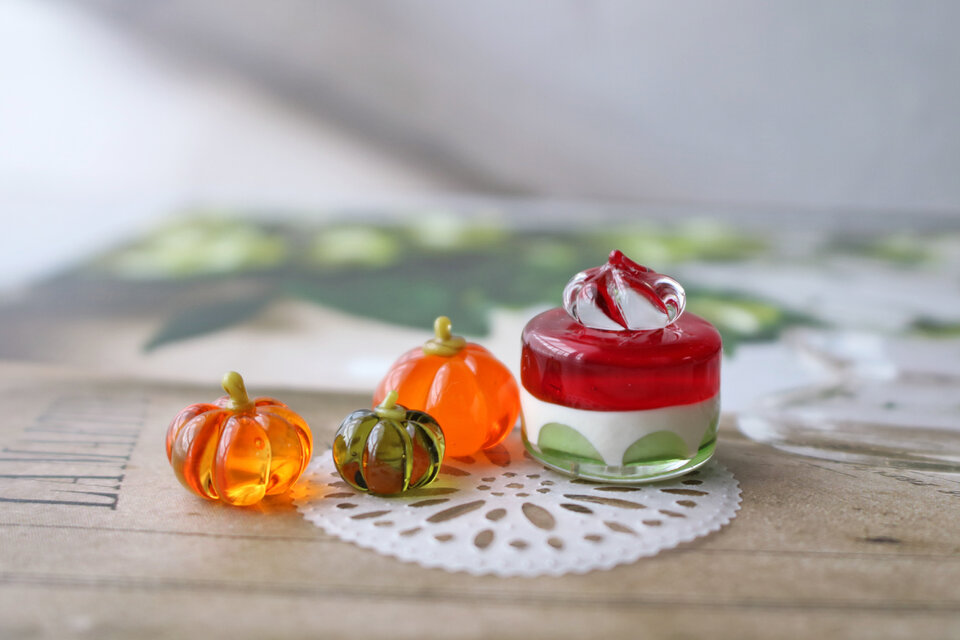 かぼちゃ畑のケーキパーティー】～ガラスのミニチュア洋菓子店