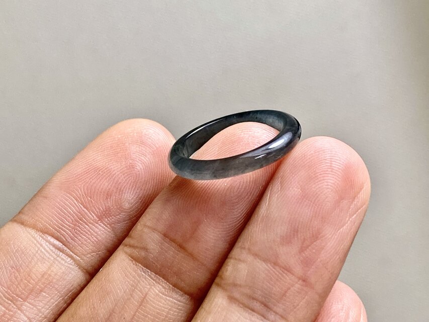L19-52 ピンキーリング 氷種 黒翡翠 6.0号 グアテマラ産 A貨 本翡翠