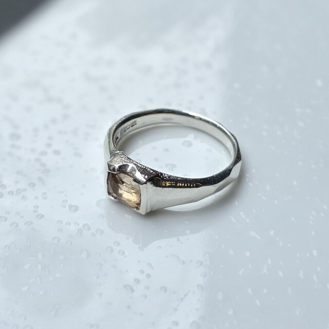 インペリアルトパーズ 1.24ct 槌目印台 シルバーSV925リング | iichi 