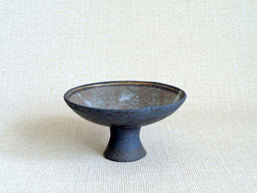 金彩輪花高杯a | iichi 日々の暮らしを心地よくするハンドメイドや