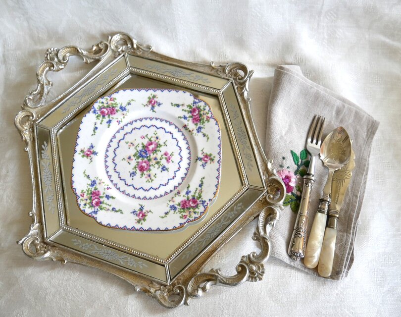 イギリス【Royal Albert】プチポワンシリーズ 四角形 デザート皿