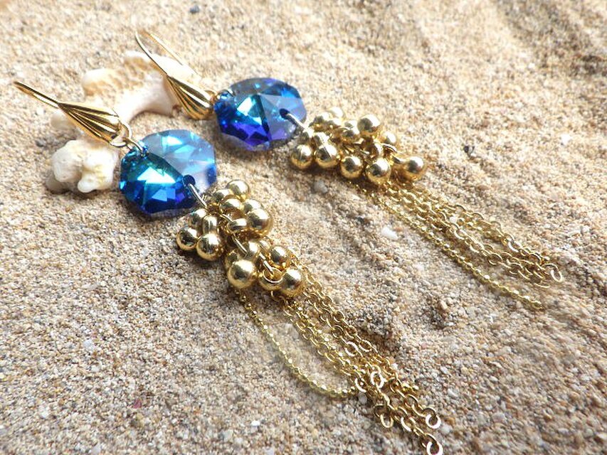 Bermuda Blue Jellyfish＊ クリスタルガラスとシャラシャラフリンジの