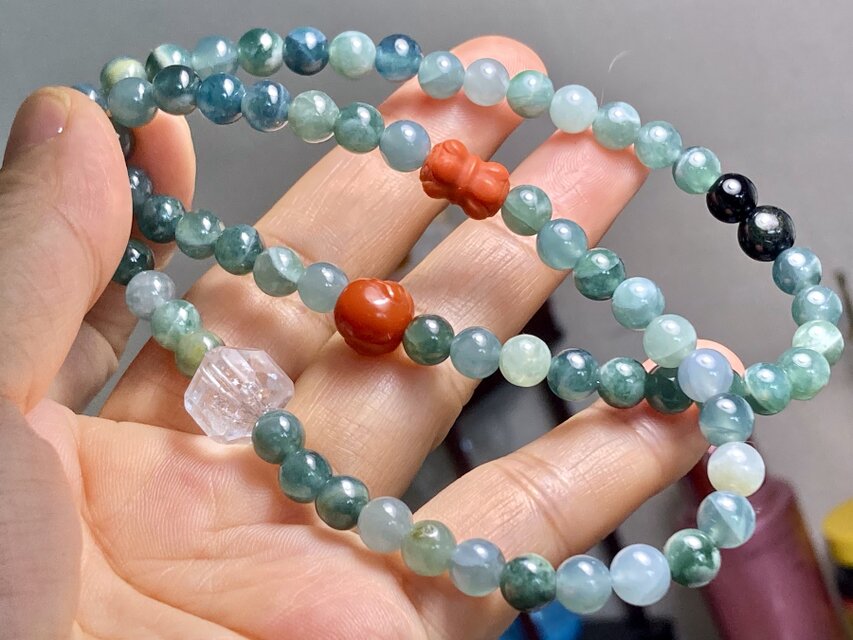 ★夏の超セール★美石　枝幸瑪瑙 水石 盆栽 鉱物 天然石 水晶 翡翠 菊花石 ☆夏の超セール☆美石 枝幸瑪瑙 水石 盆栽 鉱物 天然石 水晶 翡翠 菊花