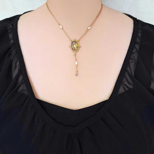 Avon》 “VINTAGE FLOWER Y NECKLACE” エイボン ヴィンテージネックレス