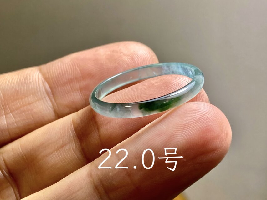 L19-06 上品 高氷種 宝石質 薄水森緑 22.0号 グアテマラ産 A貨 本翡翠