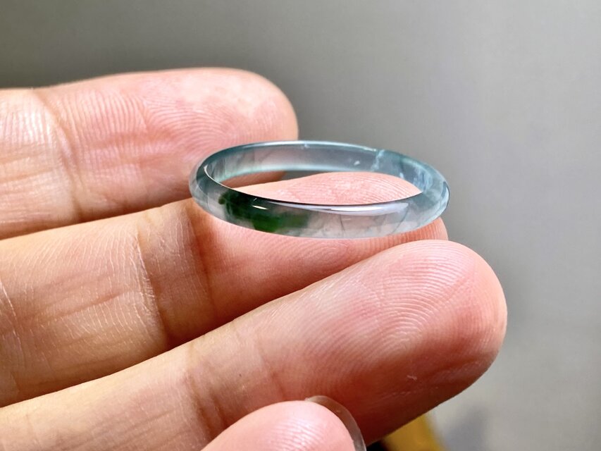 L19-06 上品 高氷種 宝石質 薄水森緑 22.0号 グアテマラ産 A貨 本翡翠
