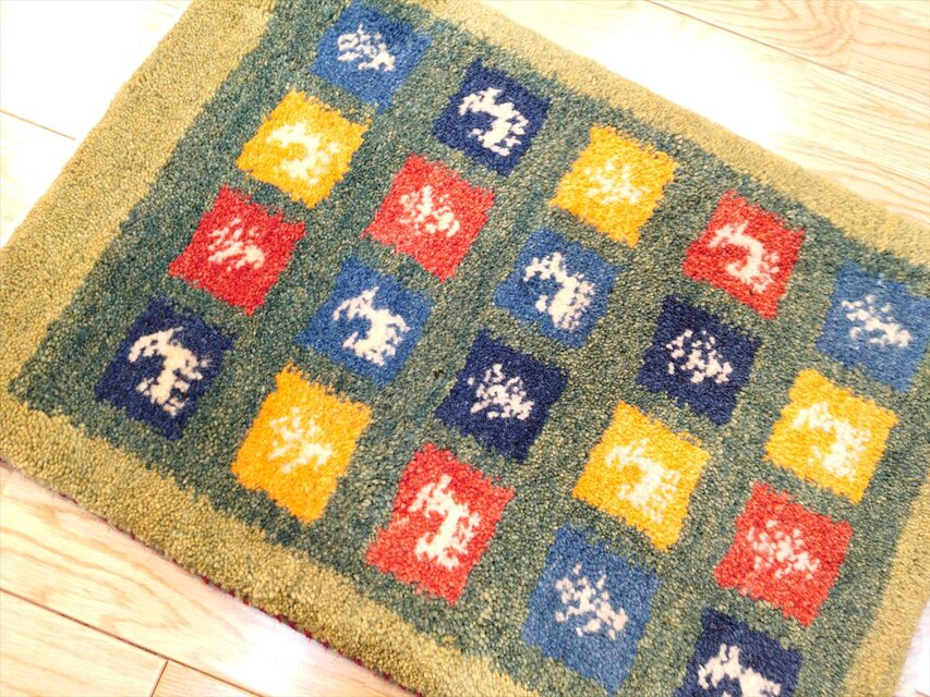 ハンドメイド」ペルシャ ギャッベ 玄関マット小 ラグ 58.5x41㎝ 緑色