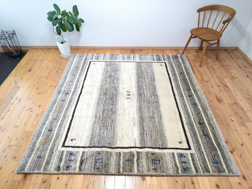 ハンドメイド ペルシャ ギャッベ リビング 正方形ラグ 197x208cm