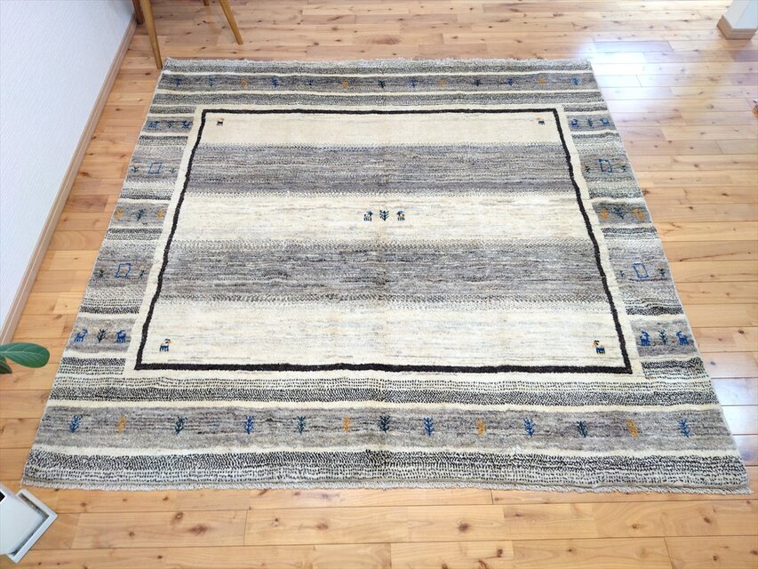 ハンドメイド ペルシャ ギャッベ リビング 正方形ラグ 197x208cm