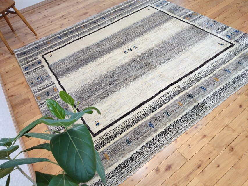 ハンドメイド ペルシャ ギャッベ リビング 正方形ラグ 197x208cm