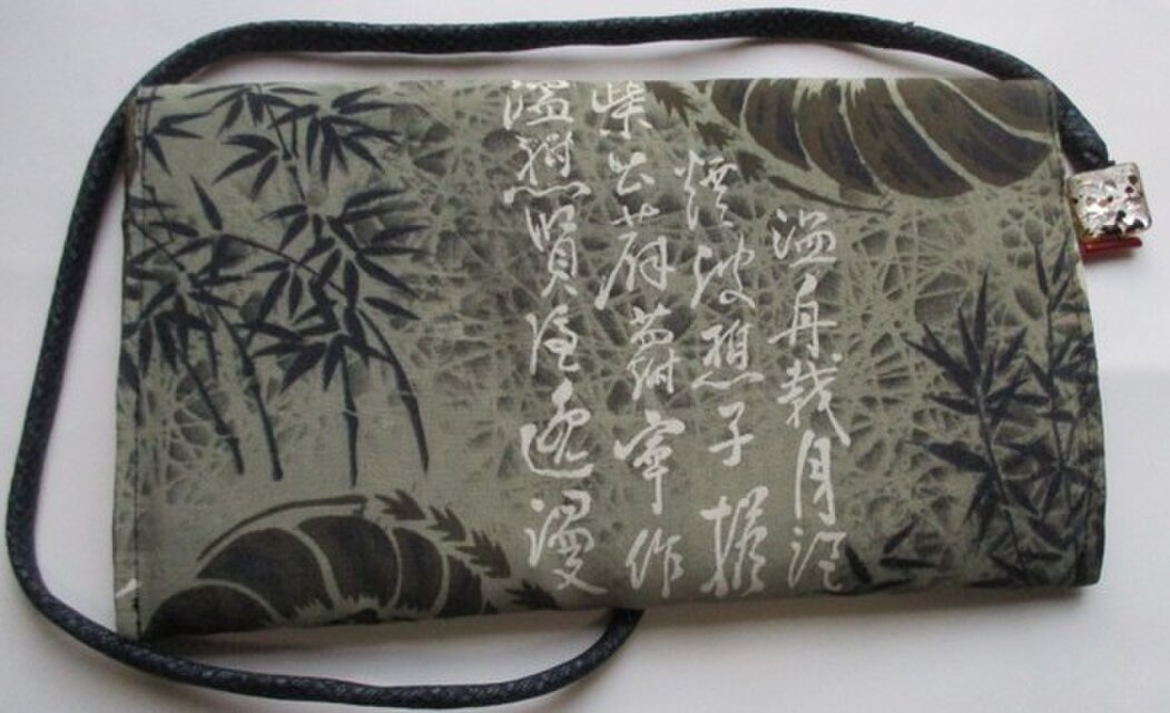 8887 長襦袢で作った和風財布・ポーチ | iichi 日々の暮らしを