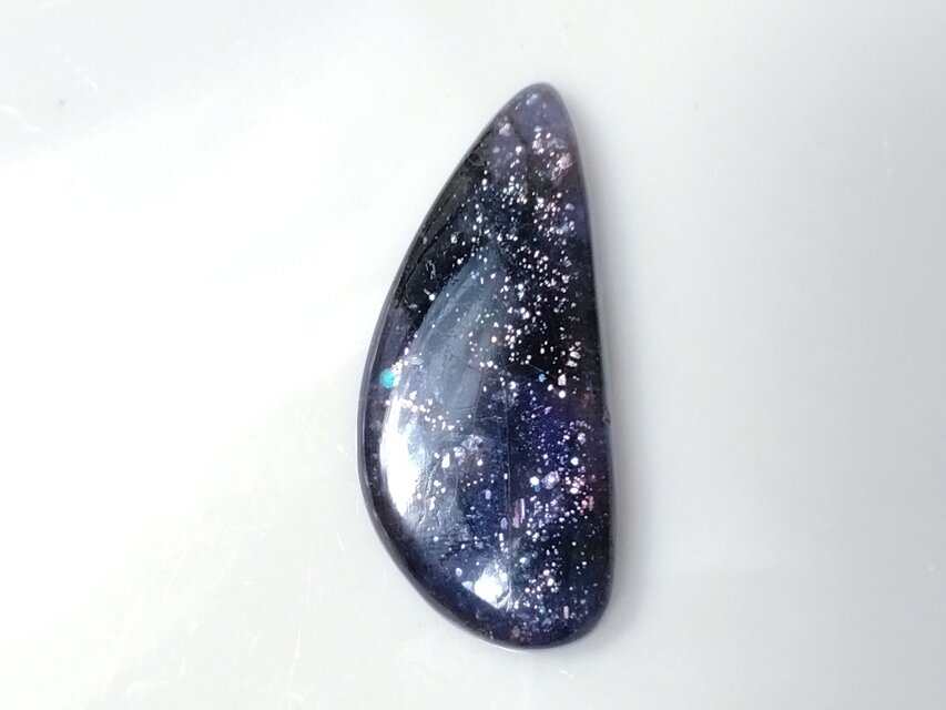 アイオライトサンストーン 37x16mm ルース | iichi 日々の暮らしを