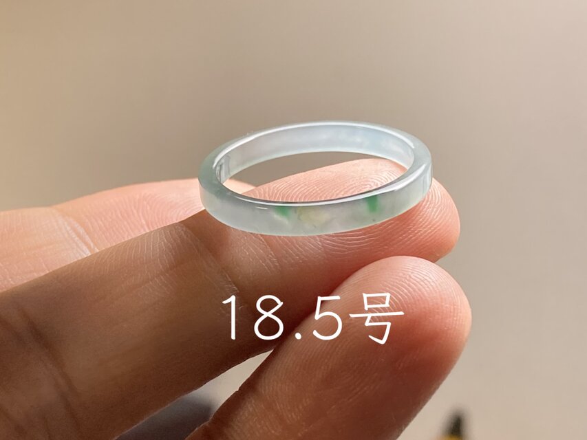 L19-29 氷糯種 18.5号 グアテマラ産 A貨 本翡翠 くりぬき リング