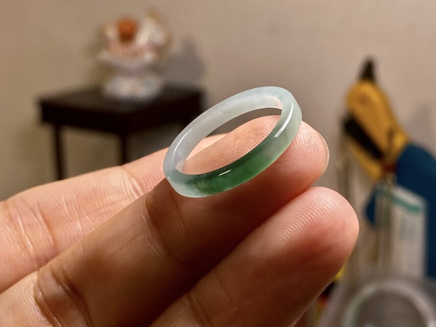 L19-39 氷糯種 苔緑 14.5号 グアテマラ産 A貨 本翡翠 くりぬき リング