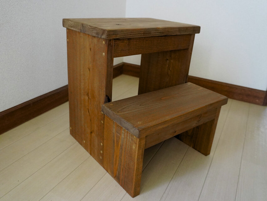 ハンドメイド 踏み台 ステップ台 木製 木製2段踏み台・ステップ台 ブラウン｜収納棚付き｜天然木の