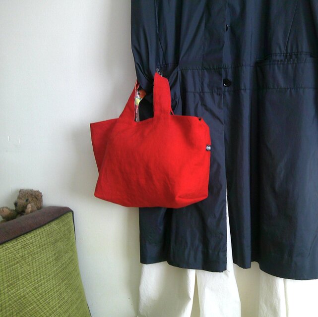 ハンドメイド リネントートバッグ「カタツムリと草花」 RedLinen×花cotton 2wayBag＆pouch | iichi 日々の暮らしを心地よく