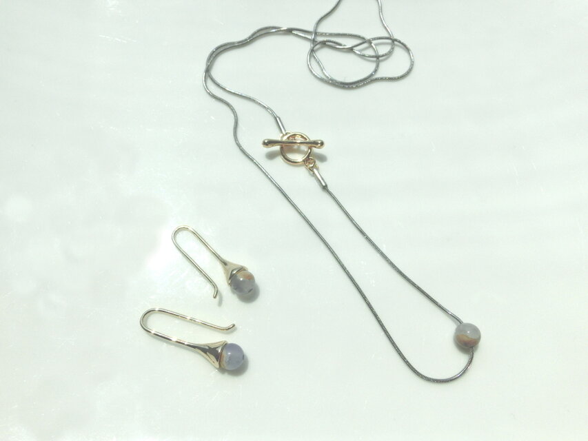 misty blue necklace | iichi 日々の暮らしを心地よくするハンドメイド