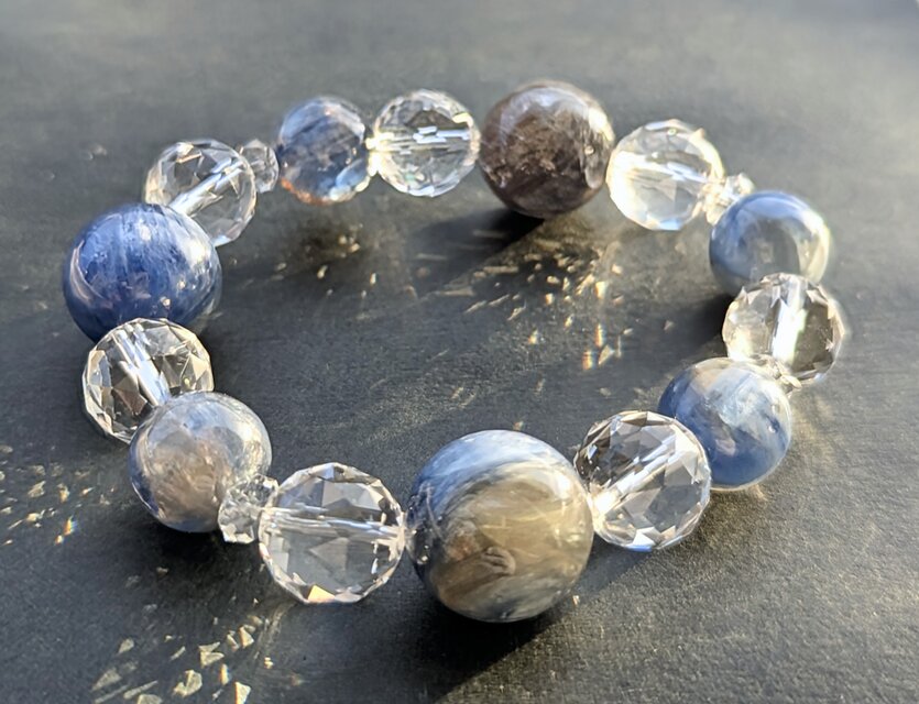 夏SALE✨クリアクォーツ　フレイムセット　天然石　11,500→ 進化への架け橋となるクリスタル✨カイヤナイト（無染色）&クリア