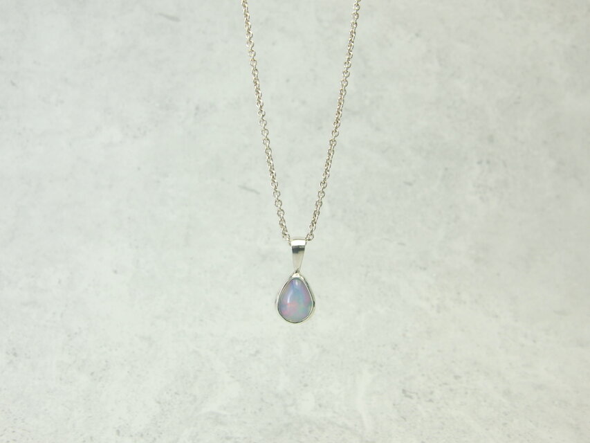しずく型のシルバーオパールネックレス【silver】ティアドロップ/雫/10