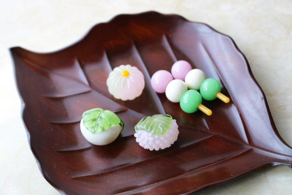 春をひとつ、召し上がれ／ガラスのお花見和菓子】☆ガラスのミニチュア