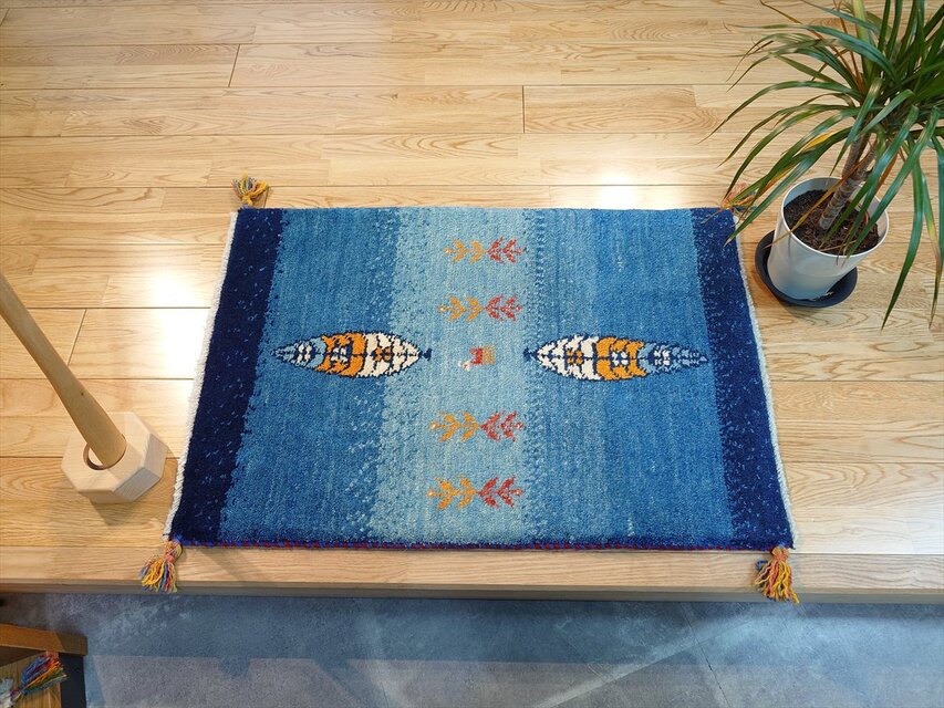 ギャッベ ラグ ブルー 動物柄 本物 ハンドメイド ペルシャ ギャッベ 玄関マット ラグ 88x60cm ブルー 糸杉
