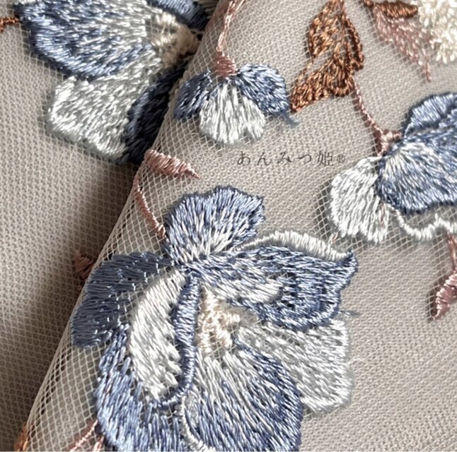 洗える刺繍半衿 青藤グラデーション | iichi 日々の暮らしを心地よく