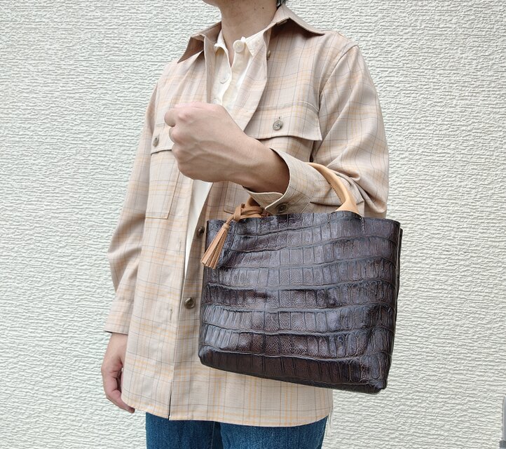 クロコ】手縫いのミニトートバッグ（本革/シンプル/メンズ/レディース