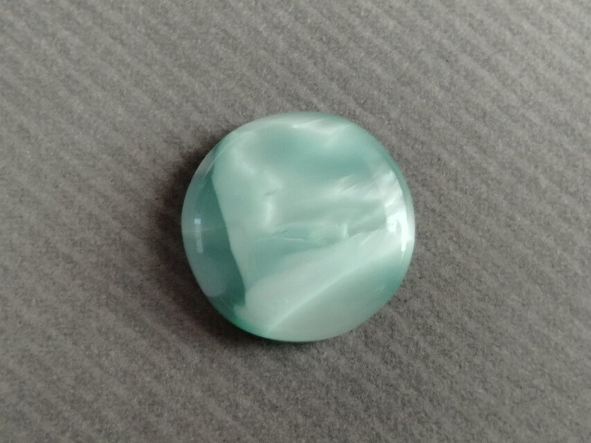 グリーンヘミモルファイト 20x20mm ルース | iichi 日々の暮らしを