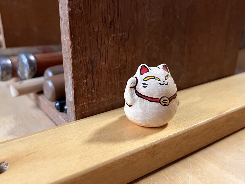 置物「招き猫 白福」 | iichi 日々の暮らしを心地よくするハンドメイド