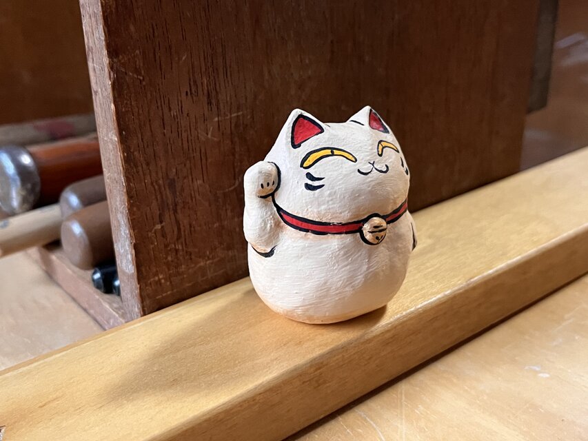置物「招き猫 白福」 | iichi 日々の暮らしを心地よくするハンドメイド