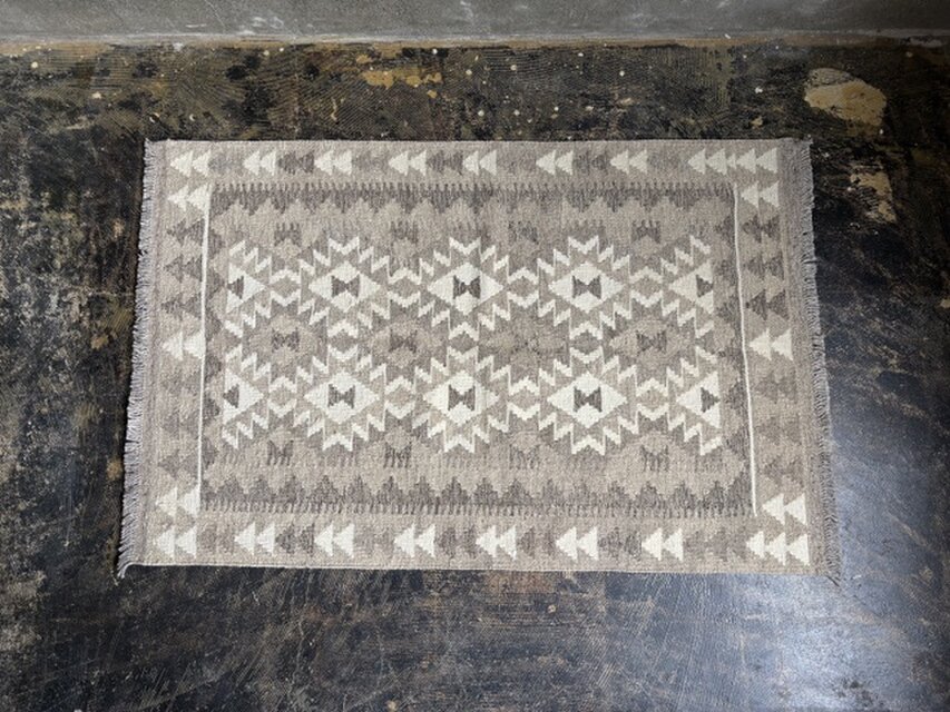Afghan Hodrang Kilimお値下げ中！ ホドラングキリム(Afghanistan) 126cm×82cm | iichi 日々の暮らしを