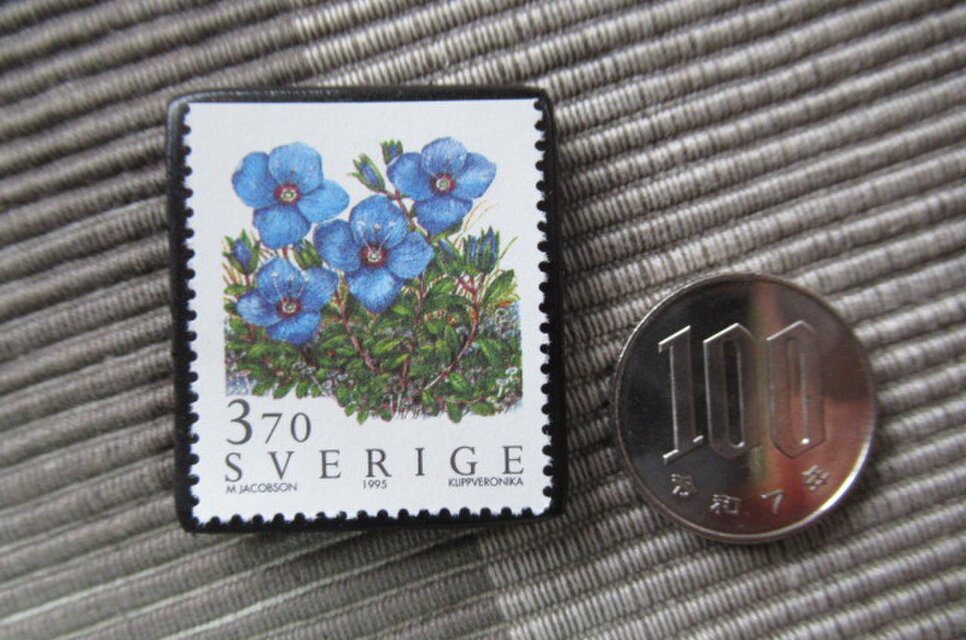 スウェーデン1995年 切手ブローチ11221 | iichi 日々の暮らしを