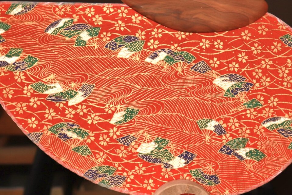 友禅和紙 赫】江戸仕立て都うちわ千鳥型(千鳥うちわ) | iichi 日々の
