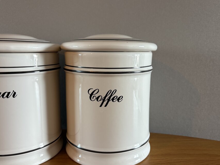 英国の古い気品を纏う陶器キャニスター【Coffee & Sugar 2個セット