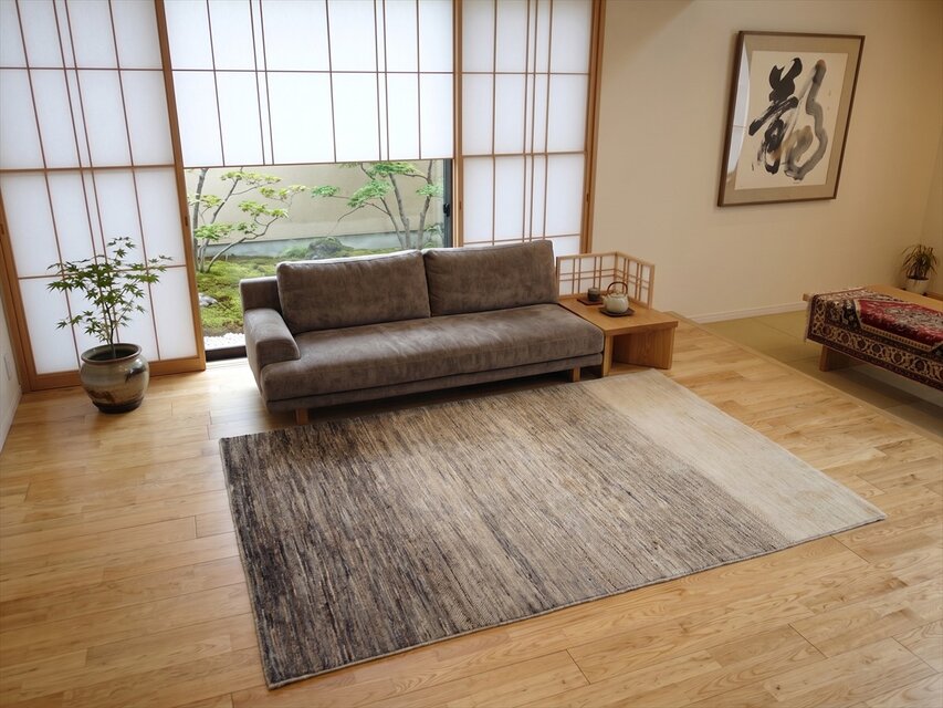 夏は涼しく冬は暖かいオーガニックラグ ガゼニラハット 206x137㎝ 無