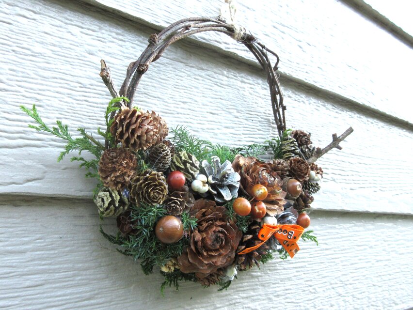 木の実のスワッグ | iichi 日々の暮らしを心地よくするハンドメイドや