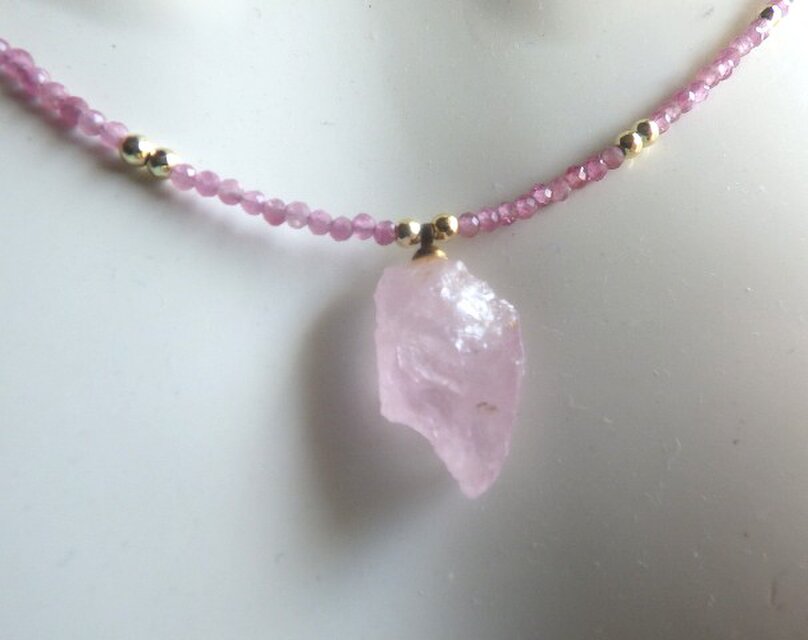 ALL天然石14kgf】Morganite Necklace 大粒モルガナイト原石とピンク