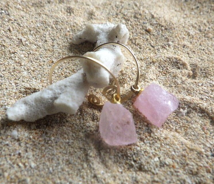 14kgf*Morganite Hoop Earrings 大ぶりモルガナイト原石と14KGF槌目