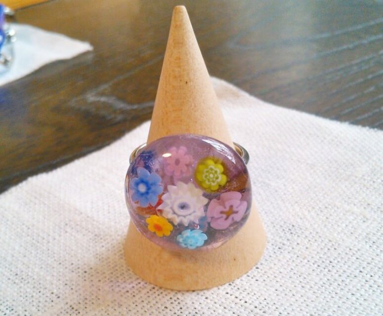 ガラスのリング（花・ラベンダー）