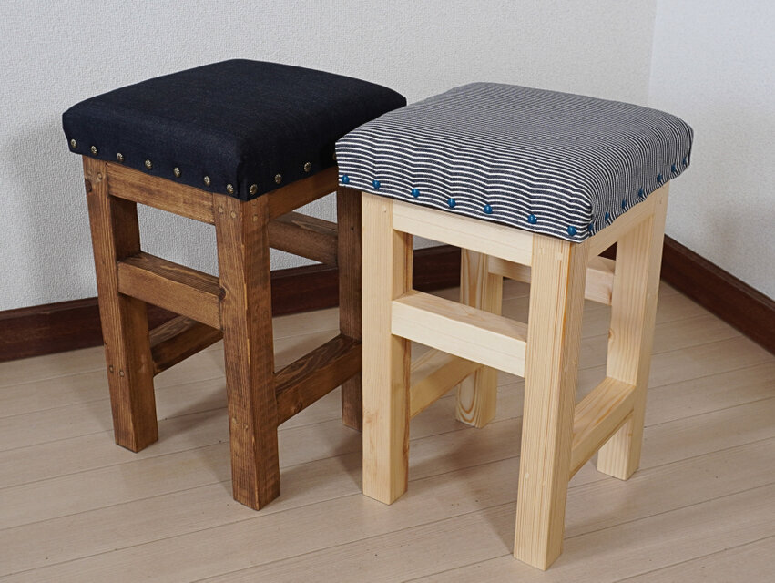 クッション付き木製スツール 高さ50cm｜デニム・ヒッコリー柄が選べる