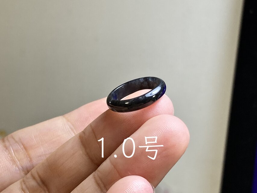 L19-91 ピンキーリング 糯氷種 黒翡翠 1.0号 グアテマラ産 A貨 本翡翠